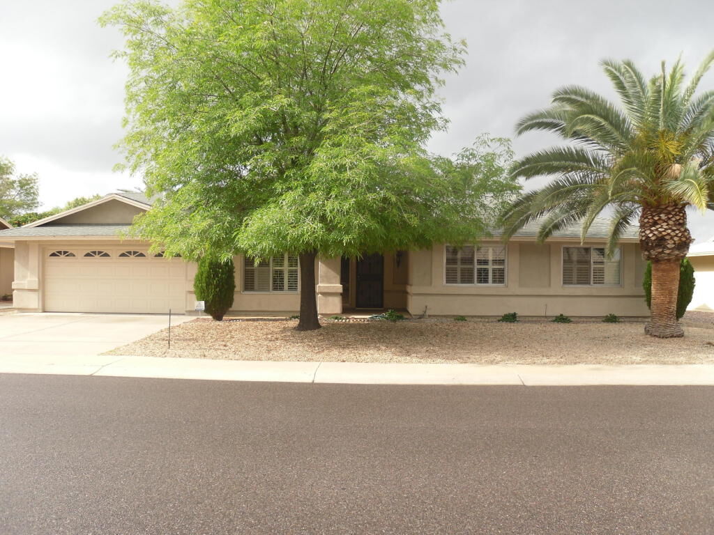 Property Photo: 17634 N Lindgren Avenue AZ 85373