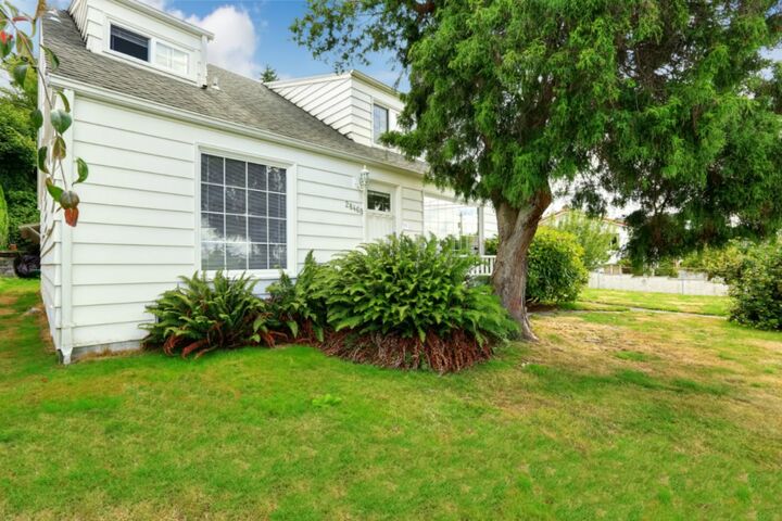 Property Photo:  28460 Sound View Dr S  WA 98198 