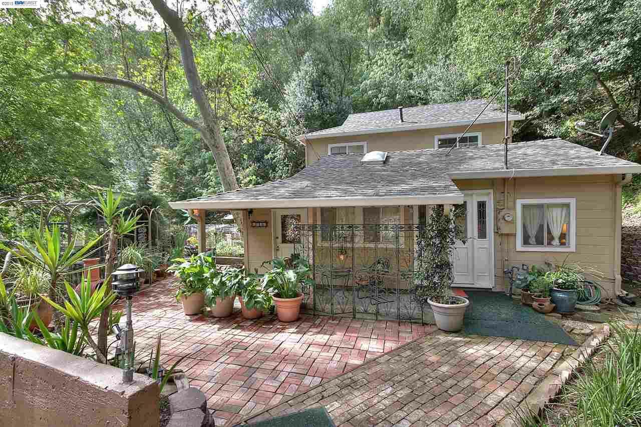 Property Photo:  2836 Kilkare Rd  CA 94586 