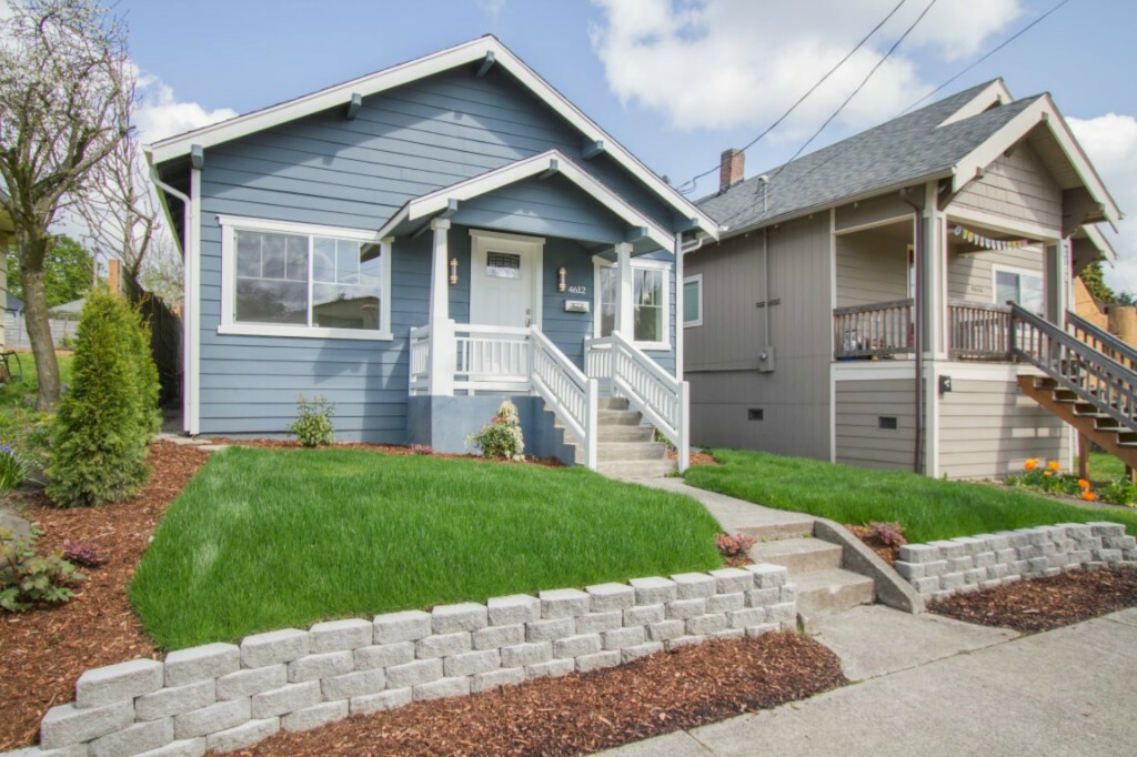 Property Photo:  4612 S Orcas St  WA 98118 