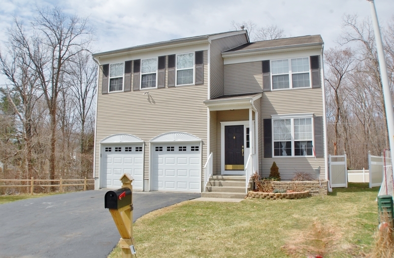 Property Photo:  26 Indian Spring Dr  NJ 07438 