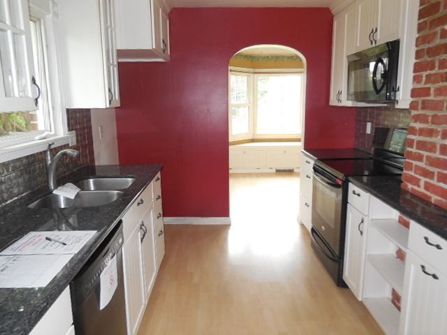 Property Photo:  1230 E Casino Rd  WA 98203 