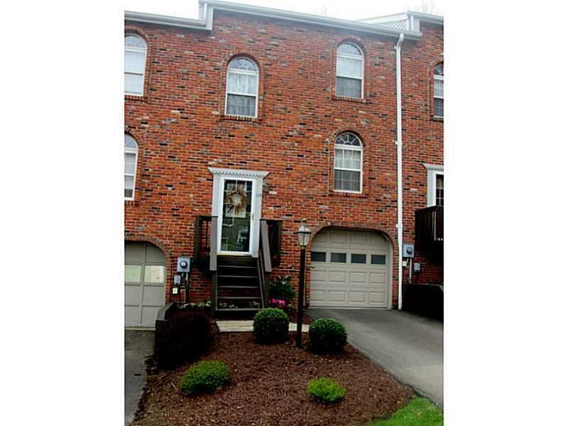 Property Photo:  119 Pinewood Ct  PA 15202 