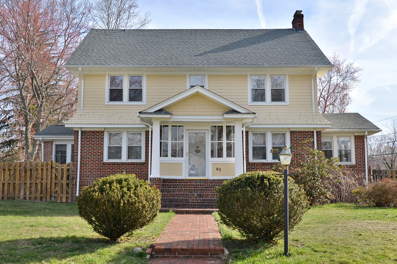 Property Photo:  63 Brookside Ave  NJ 07039 