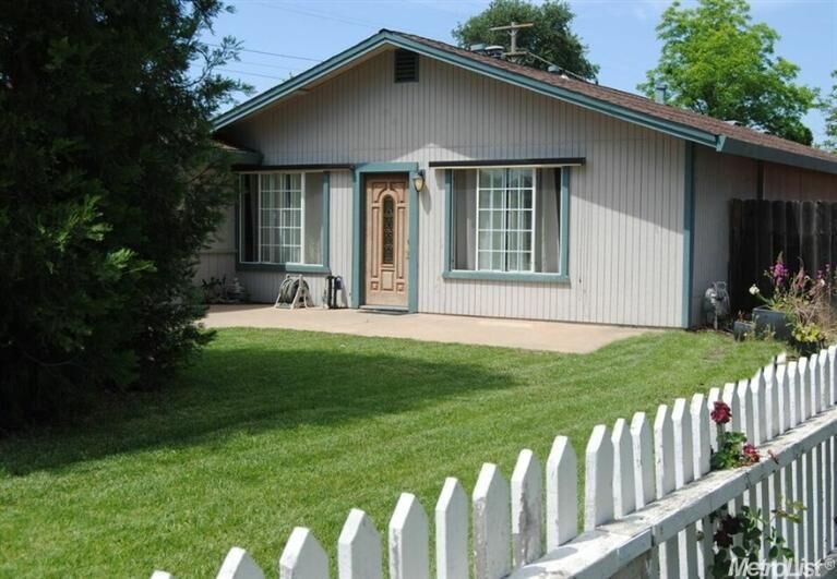 Property Photo: 236 7th Street CA 95648