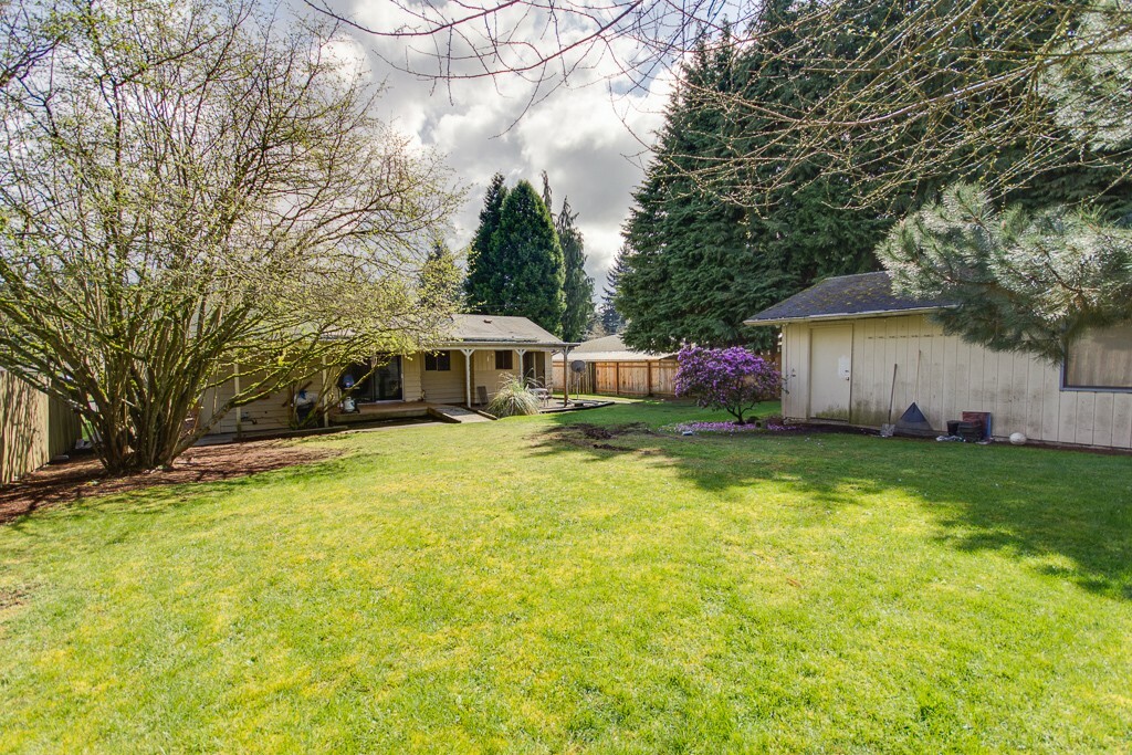 Property Photo: 20208 73rd Ave W WA 98036