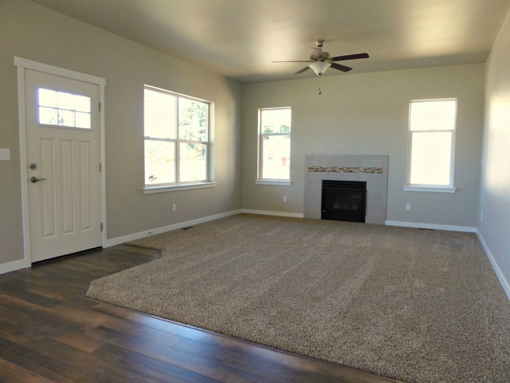 Property Photo:  2232 Bluestem St  WA 98264 