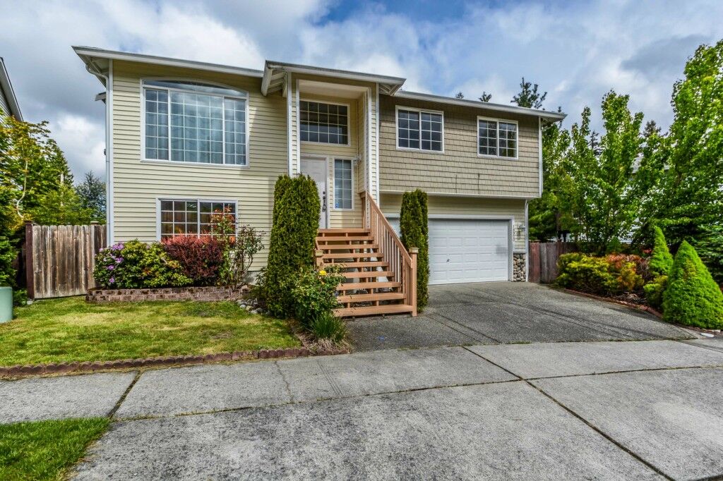 Property Photo:  18920 21st Ave W  WA 98036 