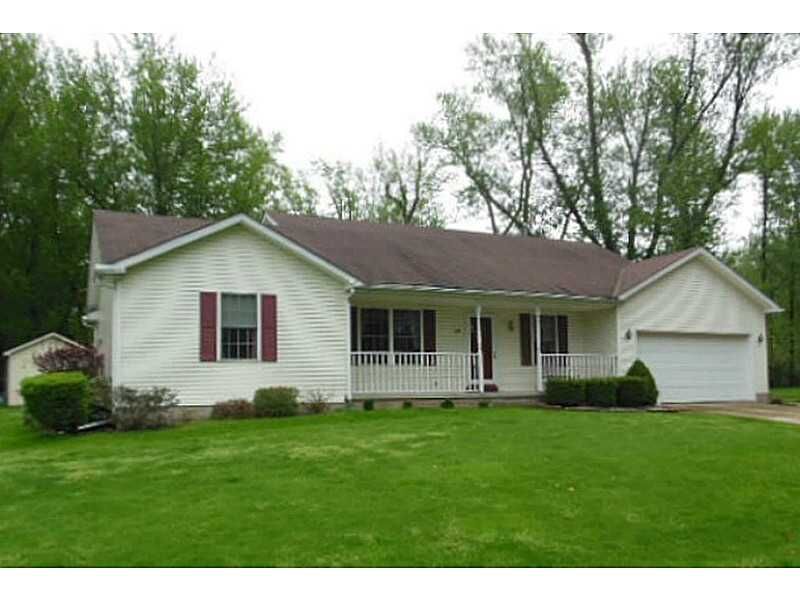 Property Photo:  425 Niemeyer Road  PA 16509 