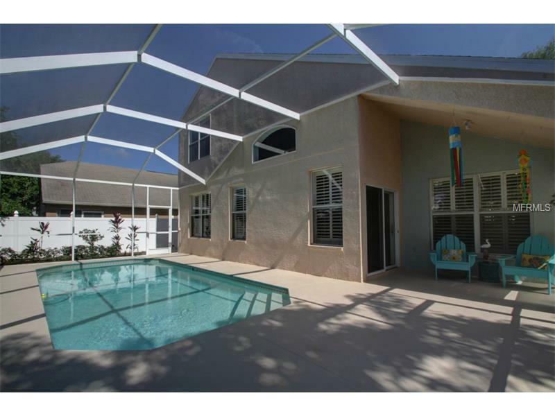 Property Photo: 1100 Bluffs Circle FL 34698