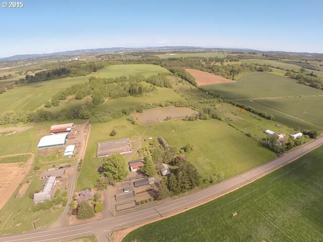 Property Photo: 8980 Red Prairie Rd OR 97378