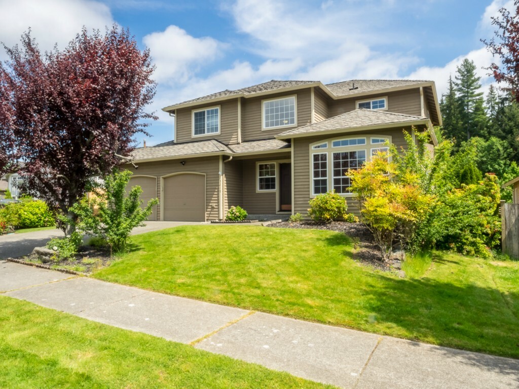 Property Photo: 15215 55th Dr SE WA 98208