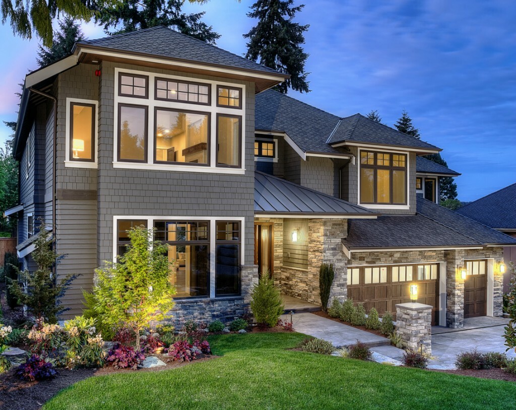 Property Photo: 10016 NE 29th Place WA 98004