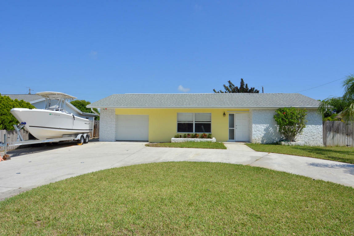 7569 SE Gull Way  Hobe Sound FL 33455 photo