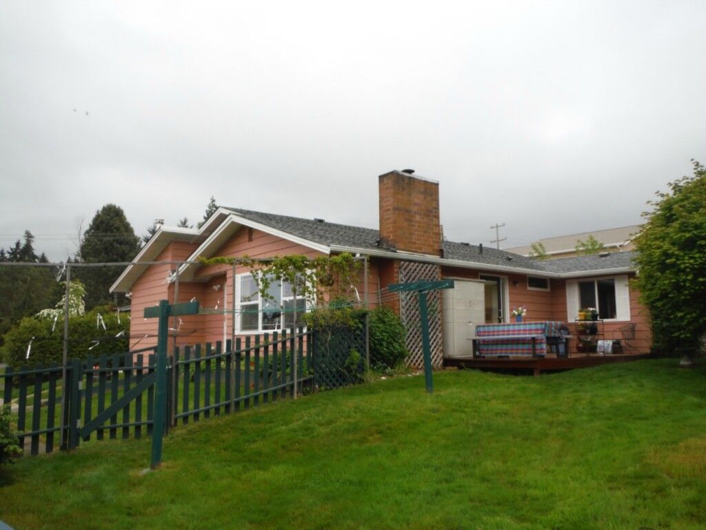 Property Photo: 3002 S Peabody St WA 98362