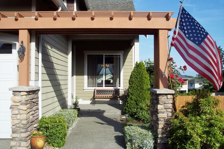 Property Photo: 7200 282nd Place NW WA 98292