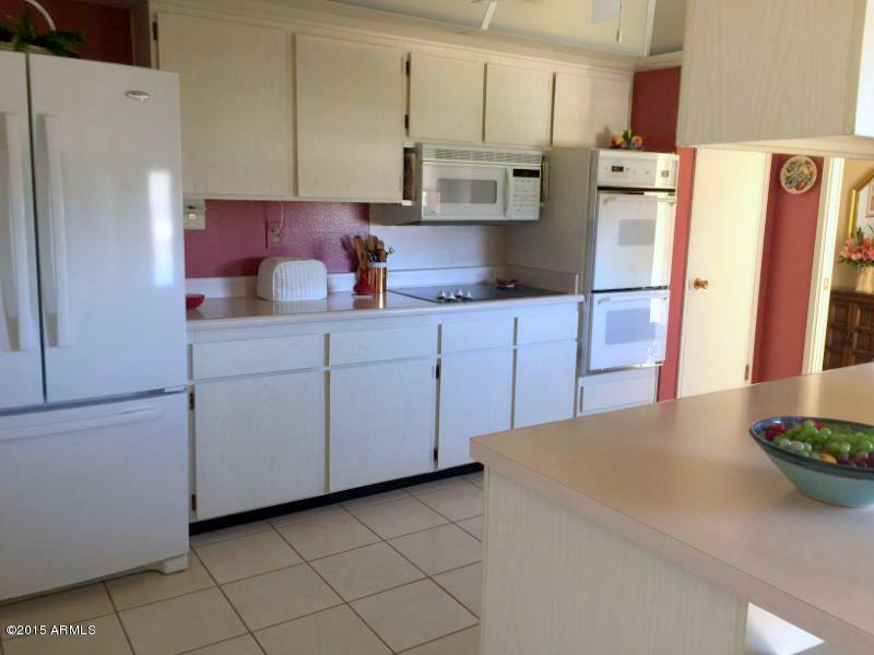 Property Photo: 10324 W Desert Forest Circle AZ 85351