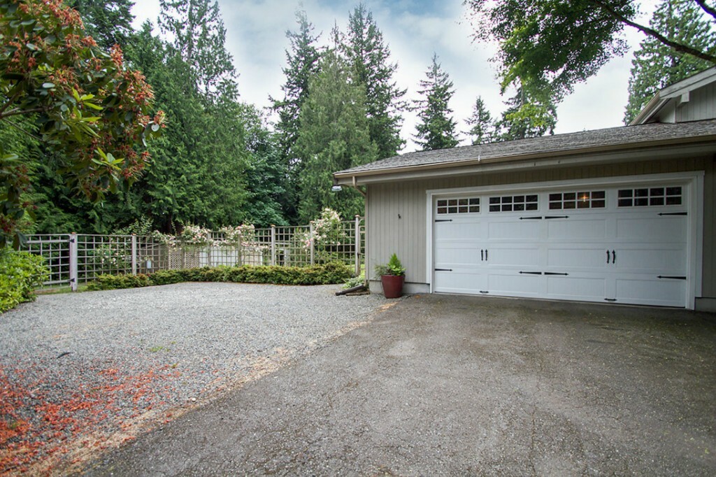 Property Photo:  4428 Eastway Dr SE  WA 98366 