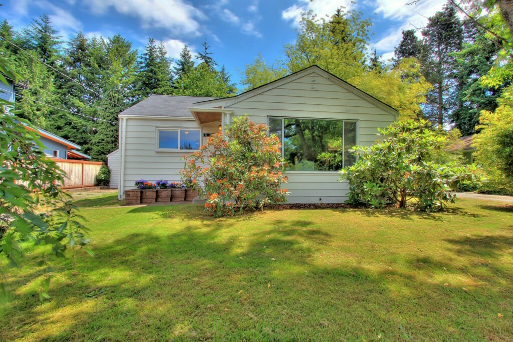 Property Photo: 12020 14th Ave NE WA 98125