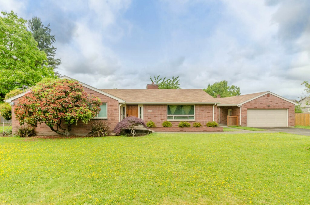 Property Photo: 6015 28th St E WA 98424