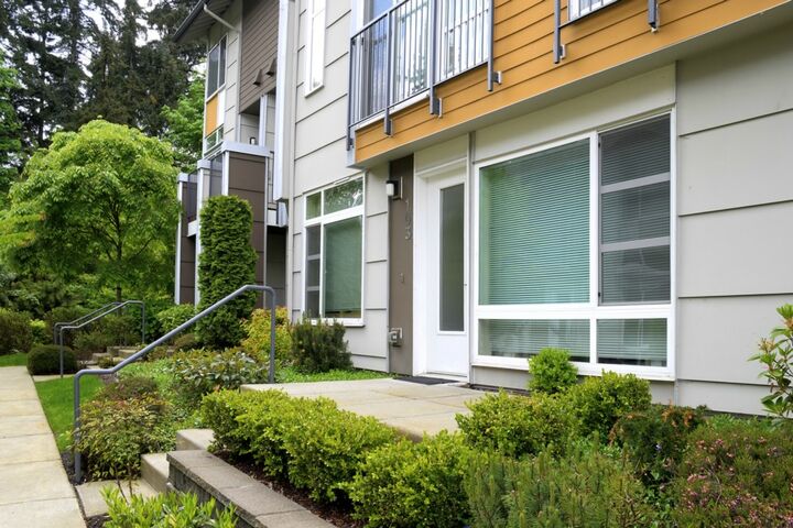 Property Photo: 15123 NE 81st Way 103 WA 98052