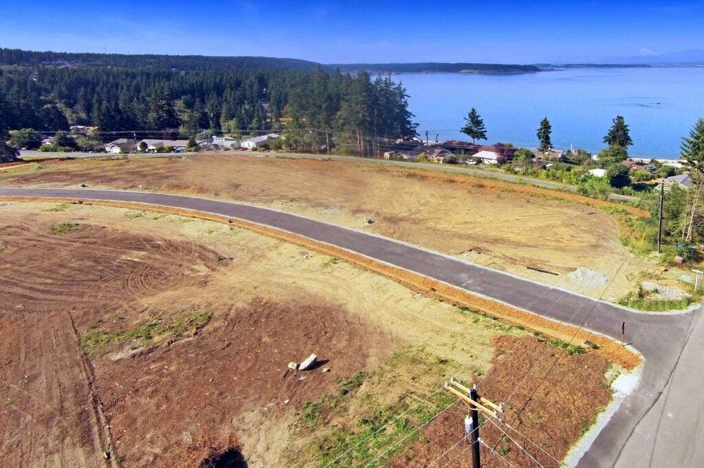 Property Photo: 7 Sunrise Estates Place WA 98282