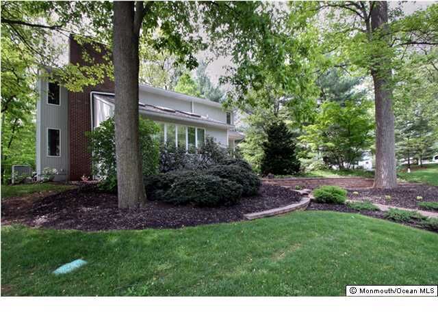 Property Photo:  50 Sutton Place  NJ 07748 