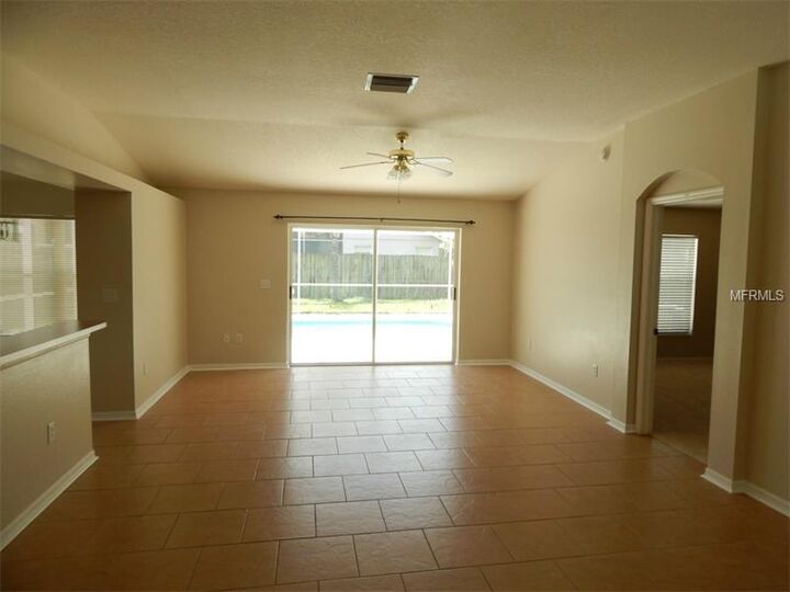 Property Photo: 29525 Crossland Drive FL 33543