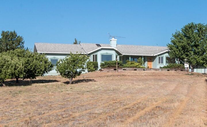 148 N Sioux  Chino Valley AZ 86323 photo