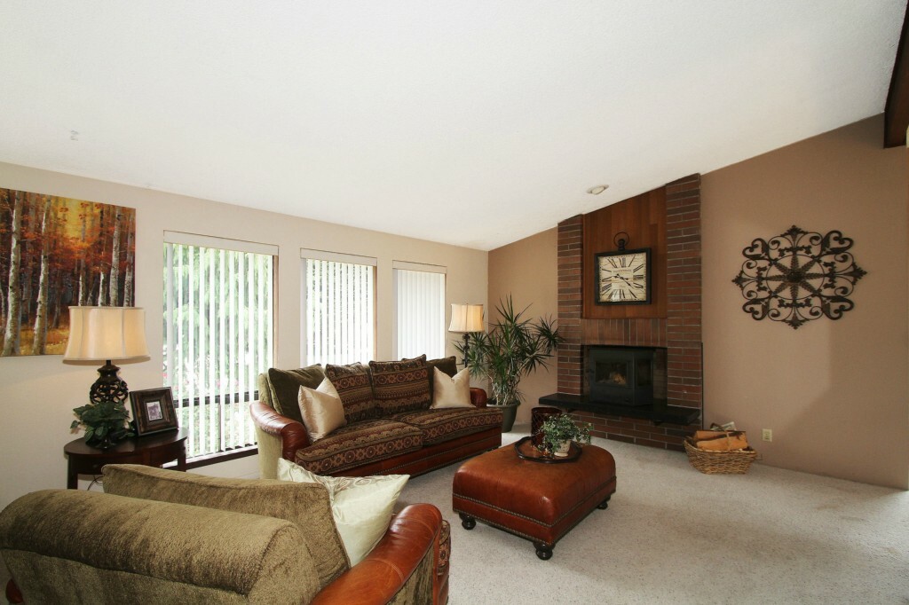 Property Photo: 8108 NE 131st St WA 98034