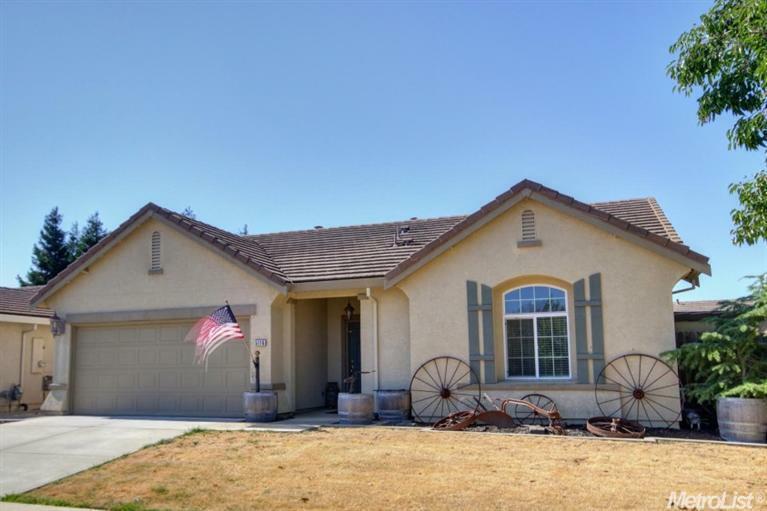 Property Photo:  5116 Orchid Ranch Way  CA 95757 