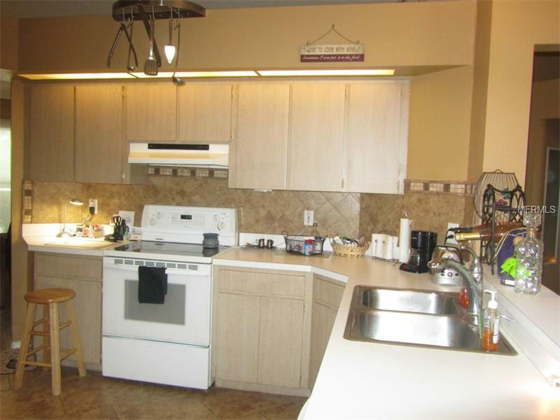 Property Photo:  1429 Ridge Shore Drive  FL 34689 