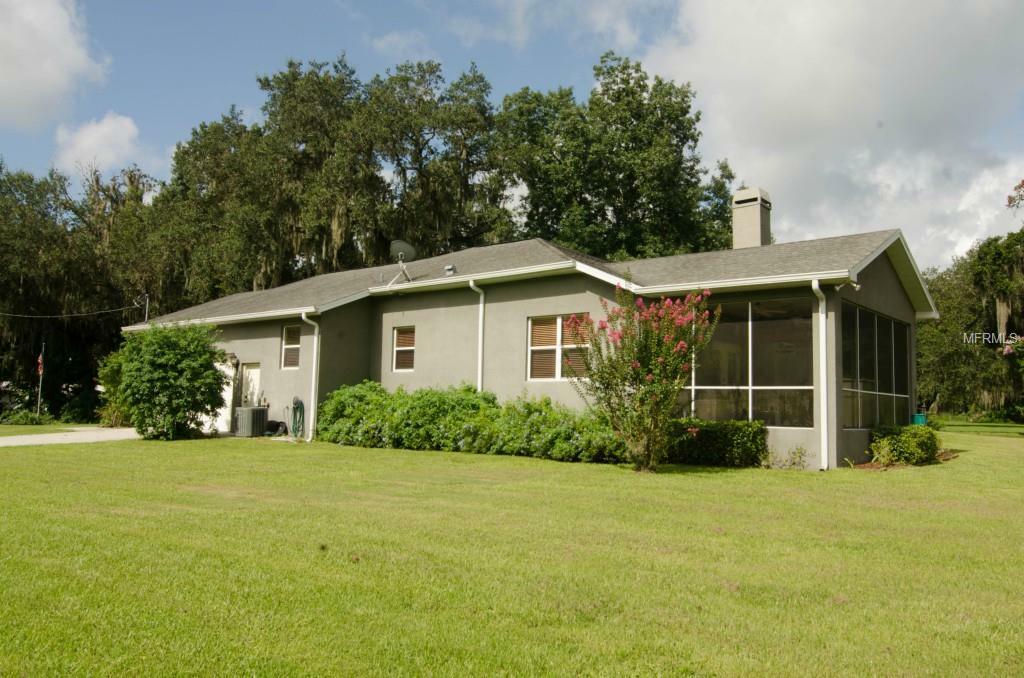 Property Photo:  406 Swilley Road  FL 33567 