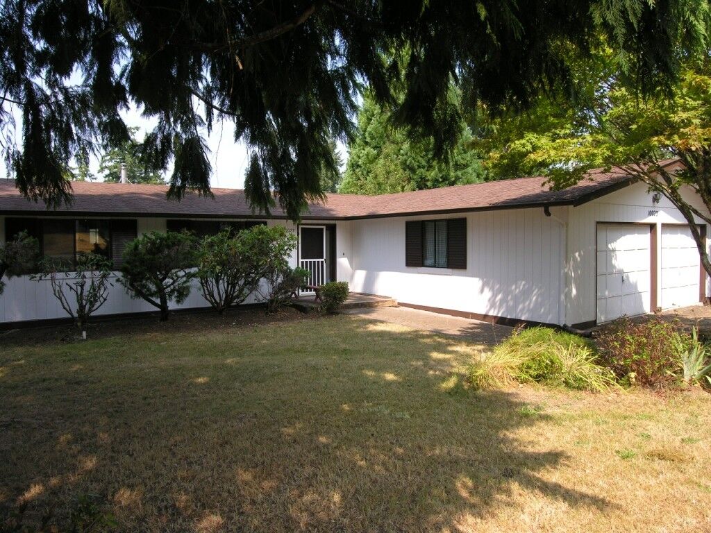 Property Photo: 10023 Whitecap Dr NW WA 98502