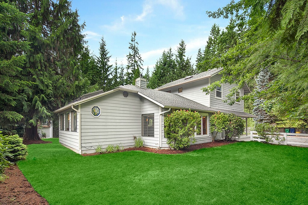 Property Photo:  14919 223rd Ave NE  WA 98077 