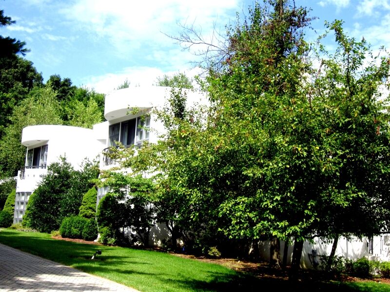Property Photo: 516 Hampton Hill Rd NJ 07417