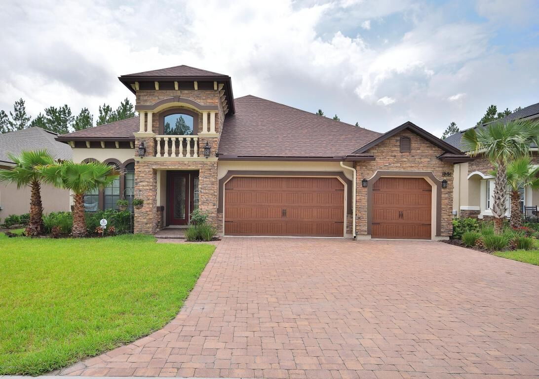 Property Photo: 135 Cloisterbane Drive FL 32259