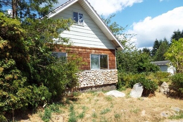 Property Photo: 29105 Old Owen Rd WA 98272