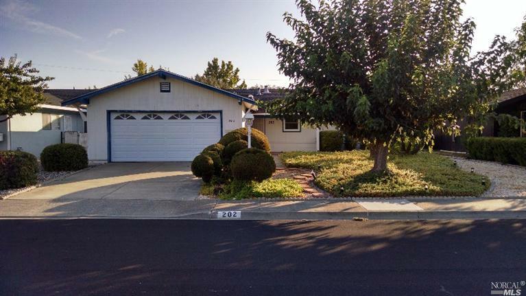 202 McKinley Circle  Vacaville CA 95687 photo