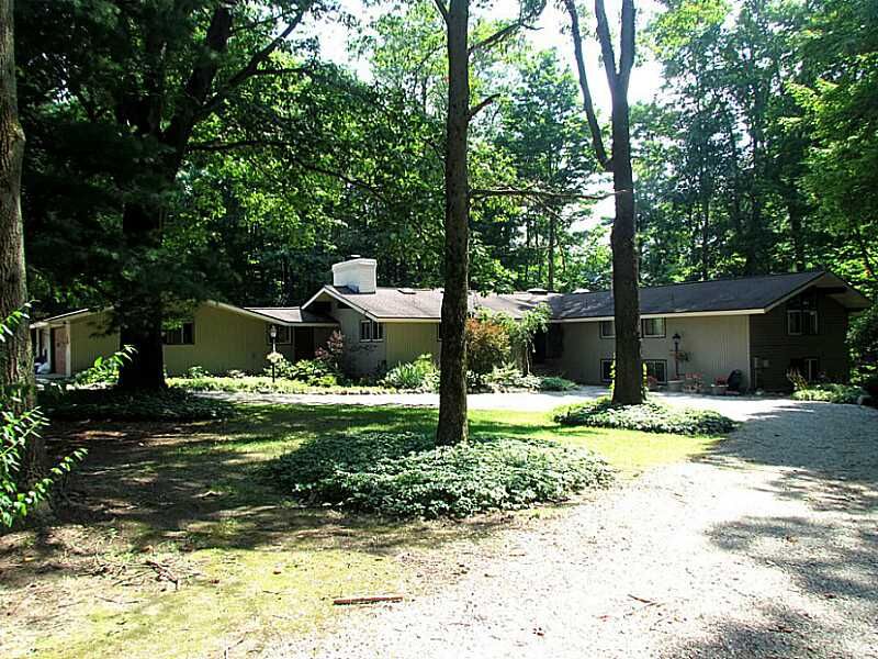 Property Photo: 5450 Streamwood Drive PA 16506