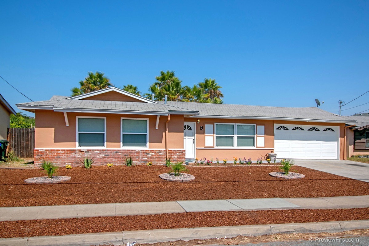 Property Photo:  711 Elkelton Blvd  CA 91977 