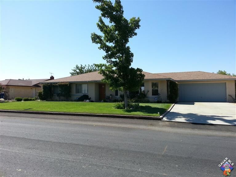 Property Photo:  17358 Laredo Vista Avenue  CA 93591 