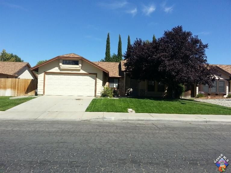 Property Photo:  43164 22nd Street  CA 93536 