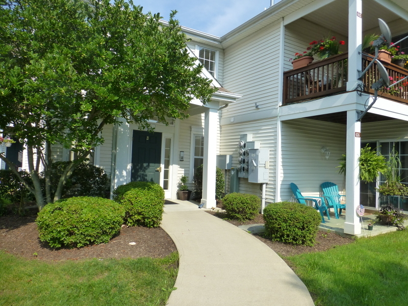 Property Photo: 644 Honeybrook Circle NJ 08886