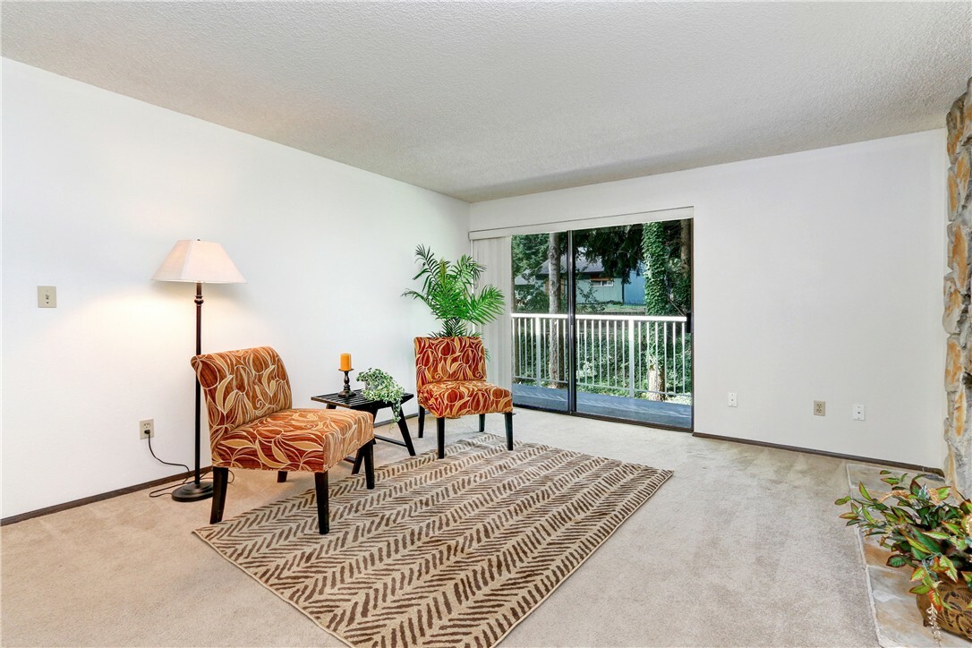 Property Photo:  9805 NE 124th St 104  WA 98034 