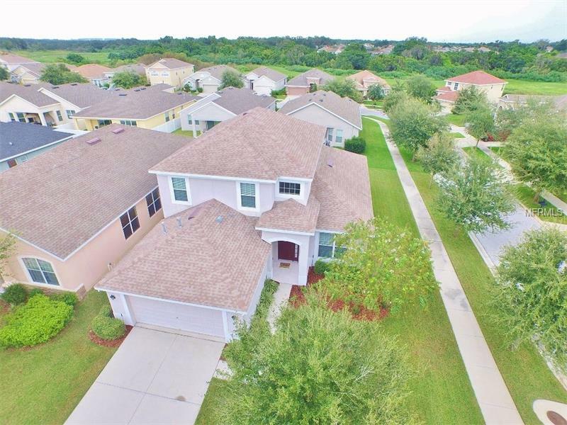 Property Photo: 10214 Tapestry Key Court FL 33578
