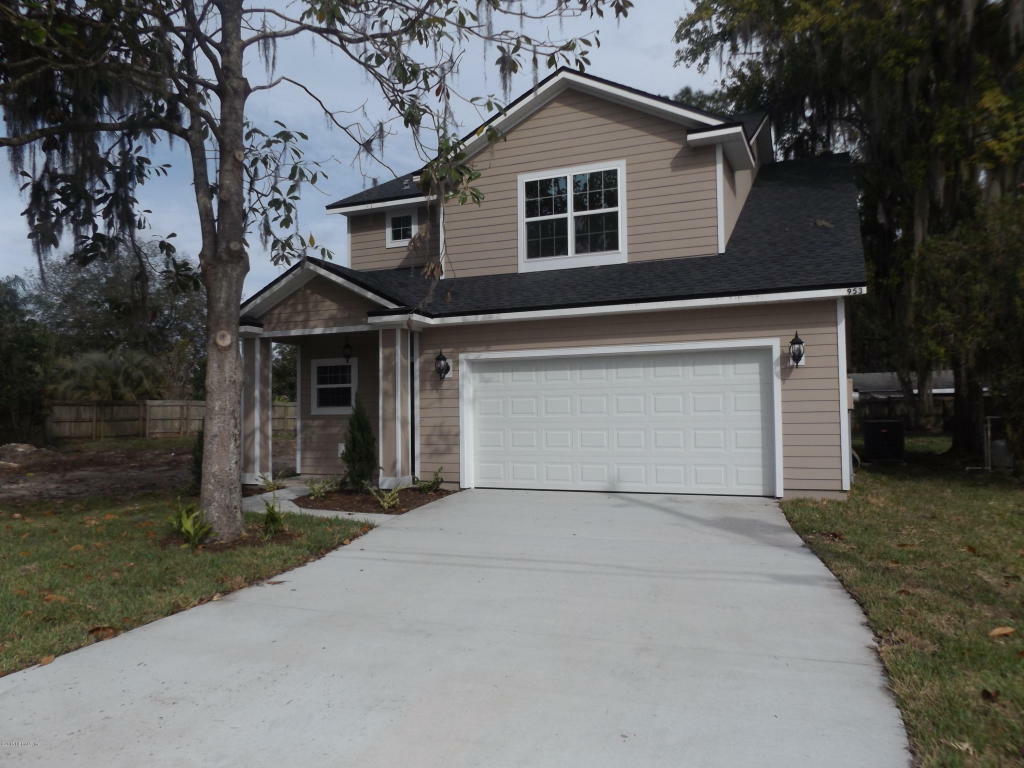 Property Photo: 953 Floyd Street FL 32003