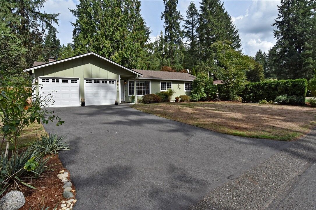 Property Photo:  19720 NE 156th Place  WA 98077 