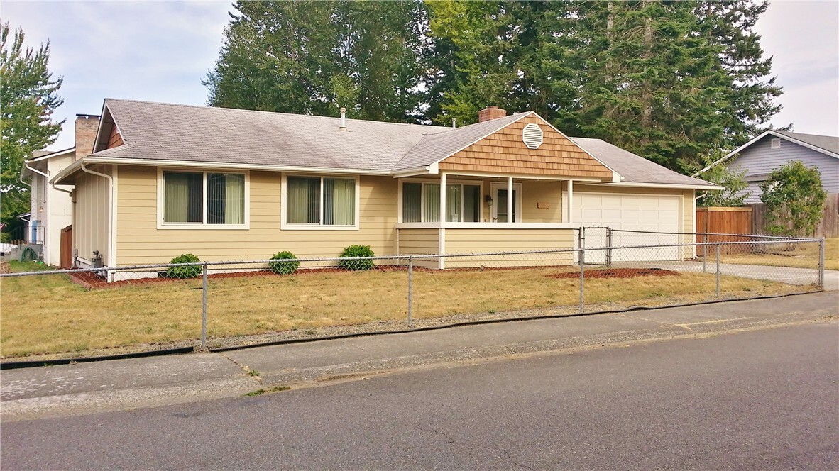 Property Photo:  25702 143rd Ave SE  WA 98042 