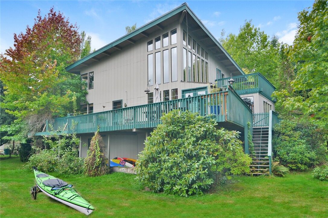 Property Photo: 8565 NE Gordon Drive WA 98110